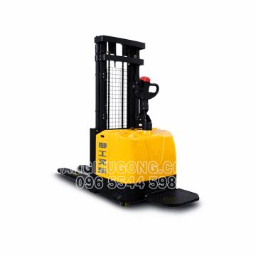 Xe nâng điện CLG2S020