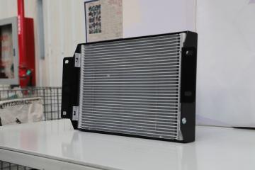 Két Nhớt Xe Xúc Lonking – Giải Pháp Bảo Vệ Động Cơ Hiệu Quả